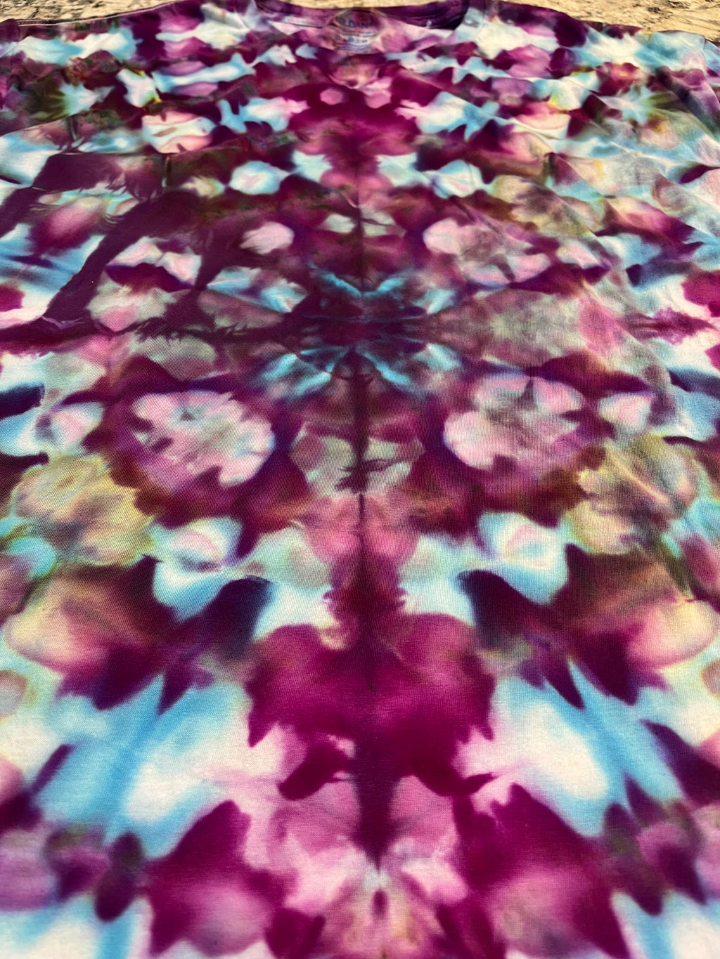 2x Kaleidoscope shirt
